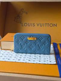 Picture of Louis Vuitton Wallets _SKUfw235415831fw